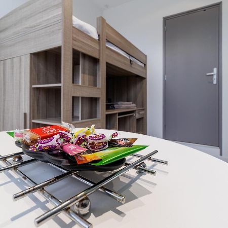 Adheco Immobilier - Arrivee Autonome Apartment Valenciennes Ngoại thất bức ảnh